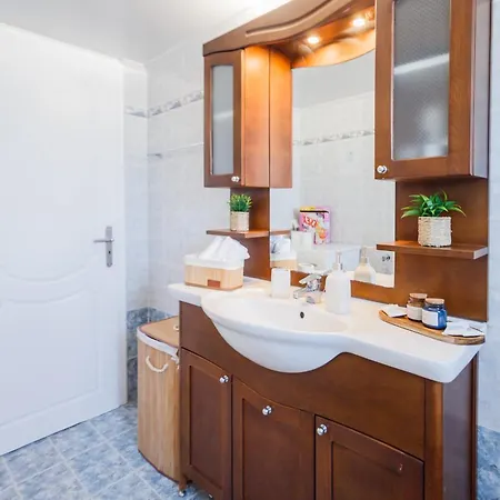 Casa Nickantony Villa