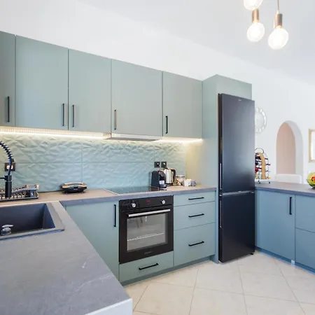 Casa Nickantony Villa *