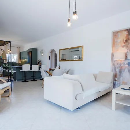 Casa Nickantony Willa *
